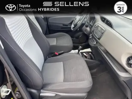 Photo 5 Toyota Yaris  100h France Business 5p MY19