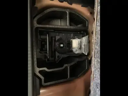 Photo 10 Peugeot 208  1.2 PureTech 100ch S&S Allure Pack EAT8