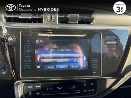 Photo 14 Toyota Auris  HSD 136h Collection RC18