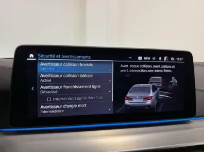 Photo 10 BMW Serie 5 Série 5 545eA xDrive 394ch M Sport Steptronic