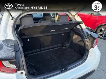 Photo 24 Toyota Yaris  116h Dynamic 5p MY22