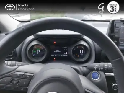 Photo 13 Toyota Yaris  Cross 116h Dynamic Business + Programme Beyond Zero Academy MY22