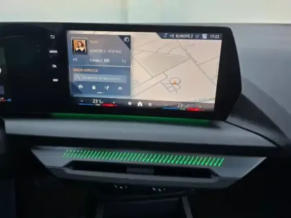 Photo 14 BMW Serie 1 Série 1 120dA 163ch M Sport Design DKG7