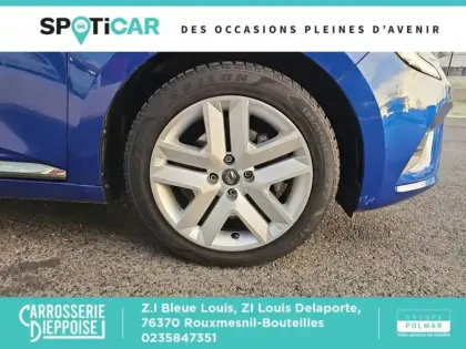 Photo 9 Renault Clio  1.6 E-Tech 140ch Limited -21