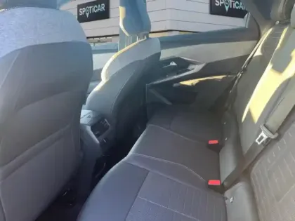 Photo 9 Peugeot 3008  1.2 Hybrid 136ch Allure e-DCS6