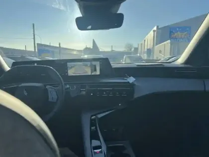 Photo 7 Peugeot 3008  1.2 Hybrid 136ch Allure e-DCS6