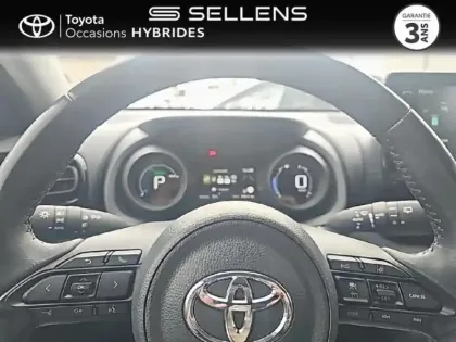 Photo 12 Toyota Yaris  116h Design 5p MY22