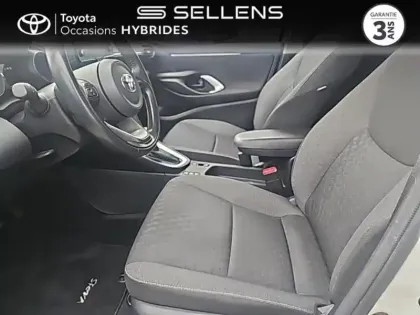 Photo 10 Toyota Yaris  116h Design 5p MY22