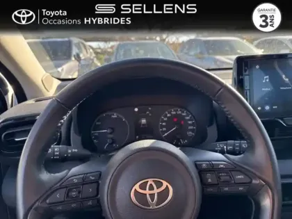 Photo 12 Toyota Yaris  116h Dynamic 5p MY22