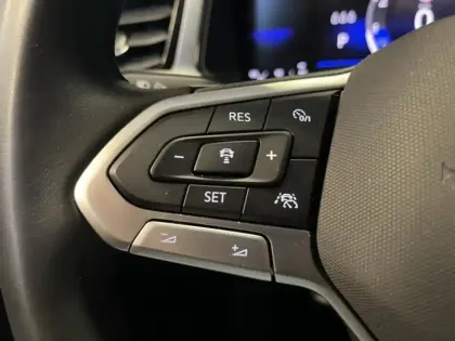 Photo 14 Volkswagen T-roc  1.5 TSI Evo2 150ch VW Edition DSG7