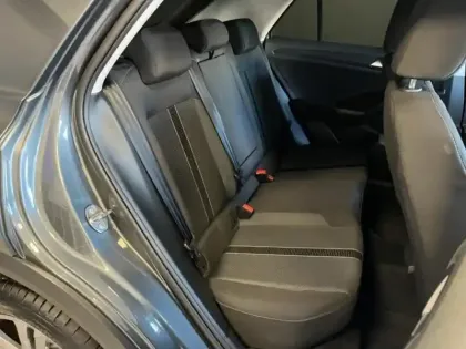 Photo 10 Volkswagen T-roc  1.5 TSI Evo2 150ch VW Edition DSG7