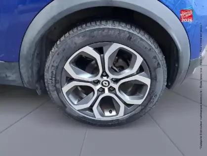 Photo 9 Renault Captur  1.6 E-Tech hybride 145ch Intens -21 Camera GPS Attelage