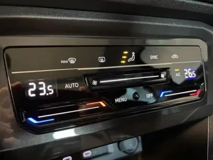 Photo 5 Volkswagen Tiguan  1.5 TSI 150ch Elegance DSG7