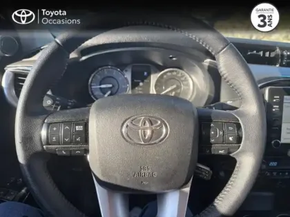 Photo 12 Toyota Hilux  2.8 D-4D 204ch X-Tra Cabine Lounge 4WD BVA RC23
