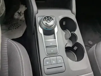 Photo 9 Ford Kuga  2.5 Duratec 190ch FHEV E85 Titanium BVA