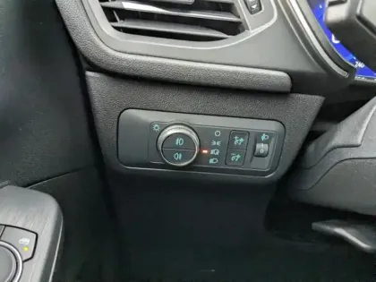 Photo 8 Ford Kuga  2.5 Duratec 190ch FHEV E85 Titanium BVA