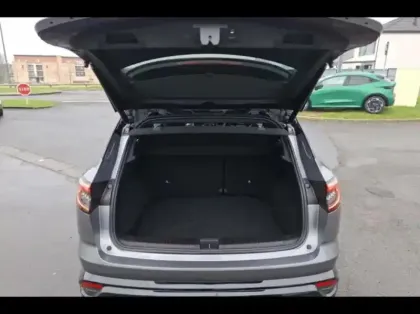 Photo 11 Renault Austral  1.2 E-Tech full hybrid 200ch Techno esprit Alpine