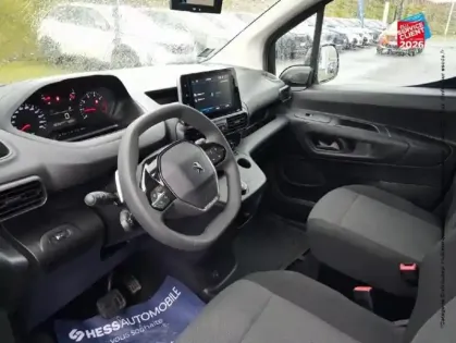 Photo 29 Peugeot Partner  Standard 650kg BlueHDi 130ch S&S Asphalt EAT8