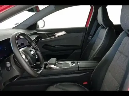 Photo 6 Renault Espace  1.2 E-Tech full hybrid 200ch Iconic