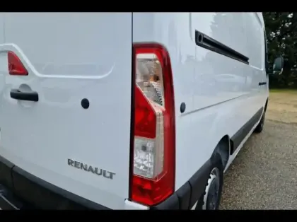 Photo 13 Renault Master  Fg F3300 L2H2 2.3 Blue dCi 135ch Confort Euro6E