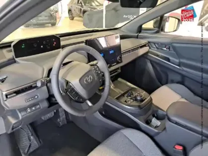 Photo 14 Toyota Bz4x  224ch 22kW Grande Autonomie Design MC25