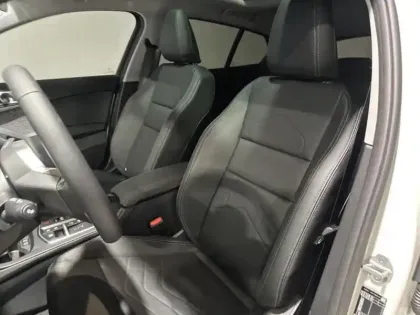 Photo 5 BMW Serie 1 Série 1 120A 170ch M Sport Design DKG7