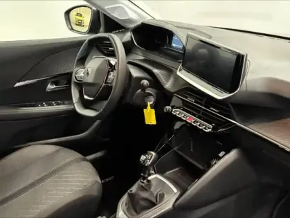 Photo 11 Peugeot 208  1.2 100ch S&S Style