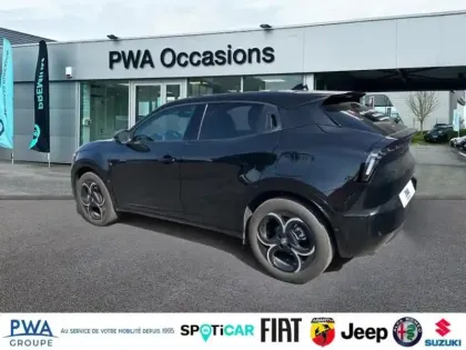 Photo 6 Alfa Romeo Junior  1.2 Ibrida 145ch Premium e-DCT6