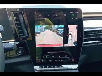 Photo 10 Renault Austral  1.2 E-Tech full hybrid 200ch Techno esprit Alpine - 23