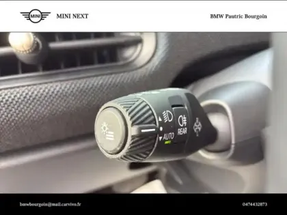 Photo 18 Mini Cooper Gén. IV (F67) Ph1 Classic 2