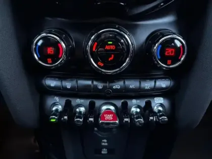 Photo 12 Mini Mini  5 Portes Cooper S 178ch Edition Premium Plus BVA7