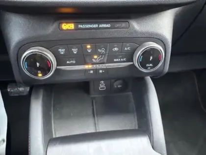 Photo 14 Ford Kuga  2.5 Duratec 190ch FHEV E85 ST-Line X BVA