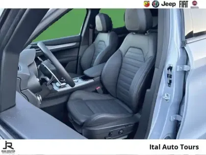 Photo 8 Alfa Romeo Stelvio  2.2 Diesel 160ch Veloce AT8