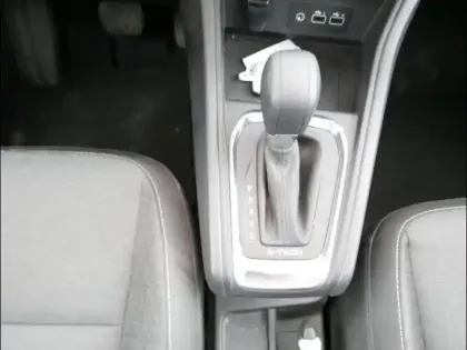 Photo 8 Renault Captur  1.6 E-Tech hybride 145ch Evolution