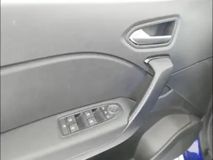 Photo 13 Renault Captur  1.6 E-Tech hybride 145ch Evolution