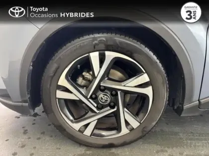 Photo 8 Toyota C-HR  1.8 Hybride 122ch Design E-CVT