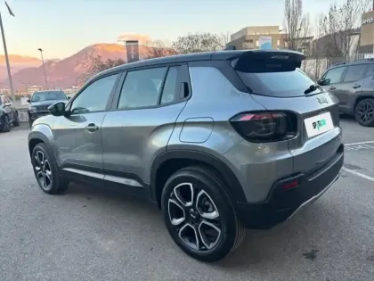 Photo 6 Jeep Avenger  1.2 Turbo T3 100ch Altitude