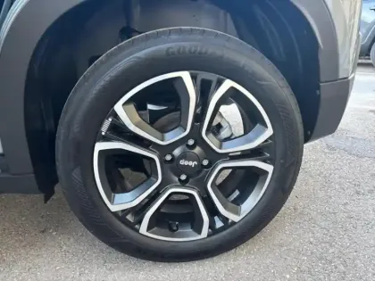 Photo 10 Jeep Avenger  1.2 Turbo T3 100ch Altitude