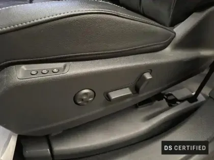 Photo 12 DS DS 7  Crossback E-TENSE 225ch Performance Line