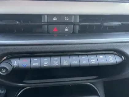 Photo 14 Fiat 600  1.2 Hybrid 100ch La Prima DCT6