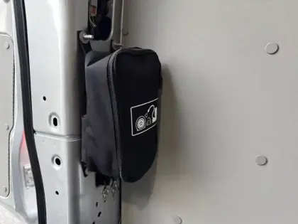 Photo 9 Ford Custom Gén. II Ph1 Sport 1