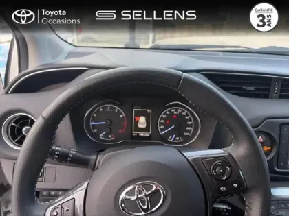 Photo 12 Toyota Yaris  110 VVT-i Design Y20 5p RC19