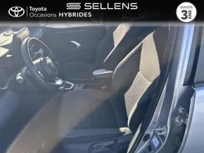 Photo 10 Toyota Yaris  116h Design 5p MY22