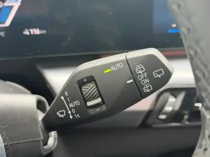 Photo 11 BMW X1  ieDrive20 204ch M Sport