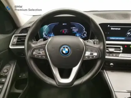 Photo 8 BMW Serie 3 Série 3 Touring 330eA 292ch Business Design