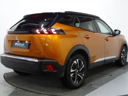 Photo 5 Peugeot 2008  e- 136ch GT