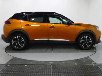 Photo 7 Peugeot 2008  e- 136ch GT