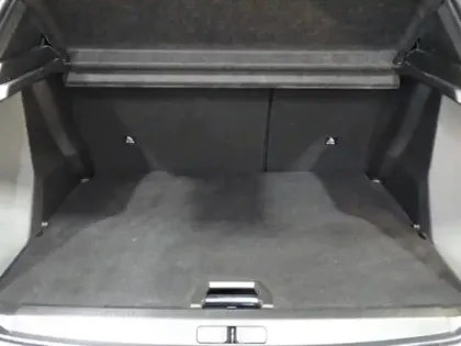 Photo 12 Peugeot 2008  e- 136ch GT