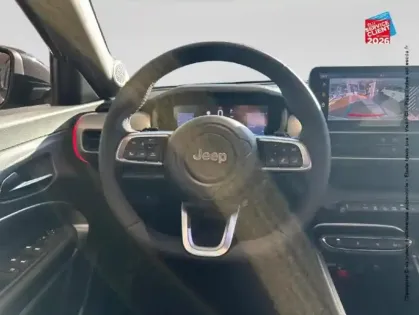 Photo 11 Jeep Avenger  1.2 Turbo T3 110ch MHEV Summit BVR6 eHybrid