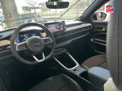 Photo 14 Jeep Avenger  1.2 Turbo T3 110ch MHEV Summit BVR6 eHybrid